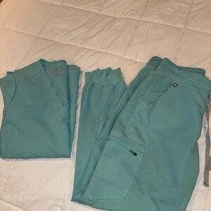 Figs Teal Scrub Set